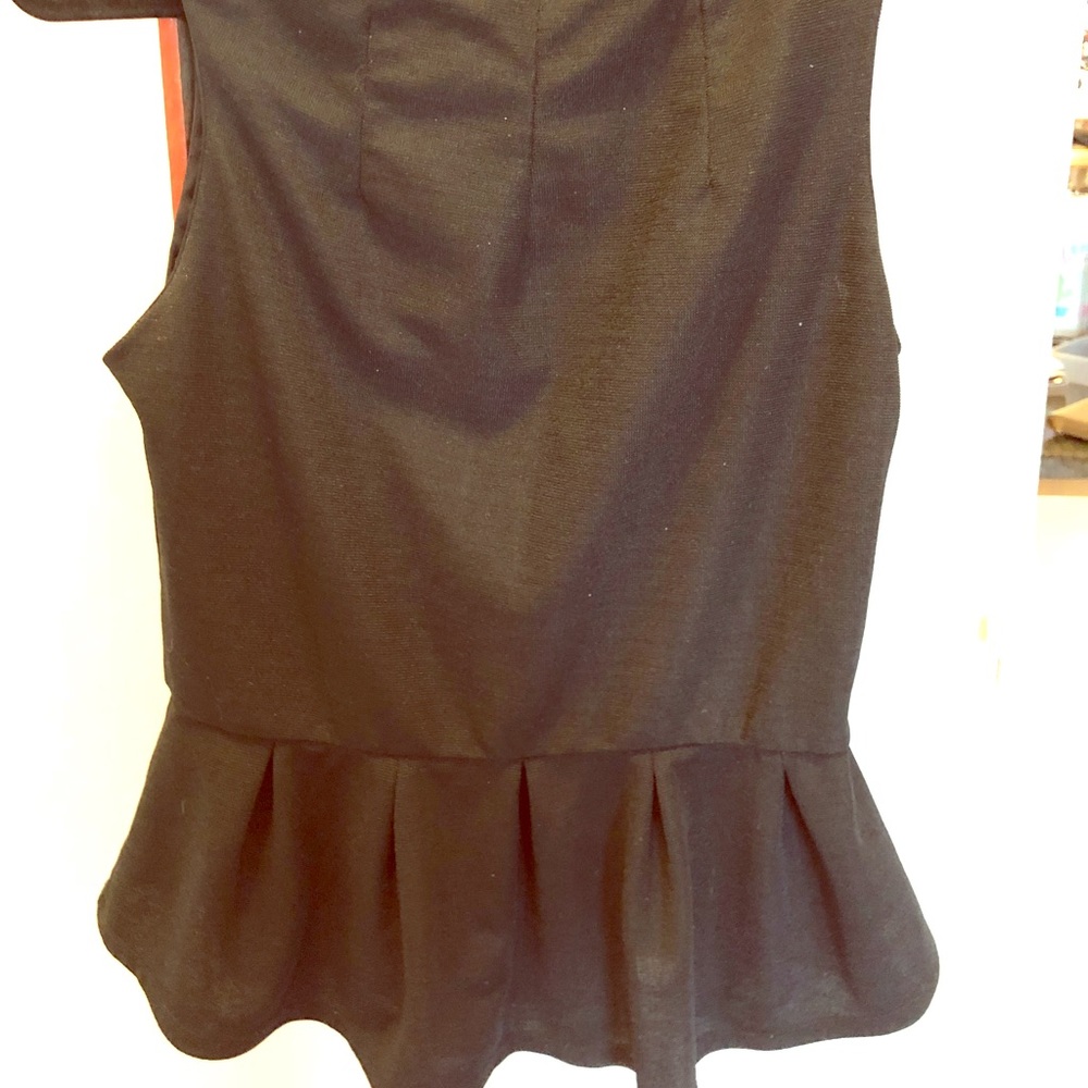 Black Sleeveless Peplum